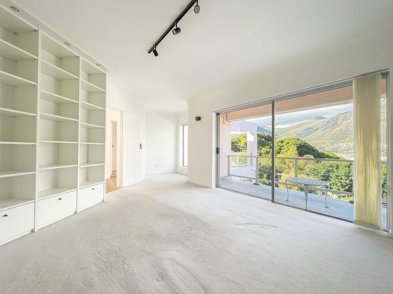 To Let 4 Bedroom Property for Rent in Hout Bay Western Cape